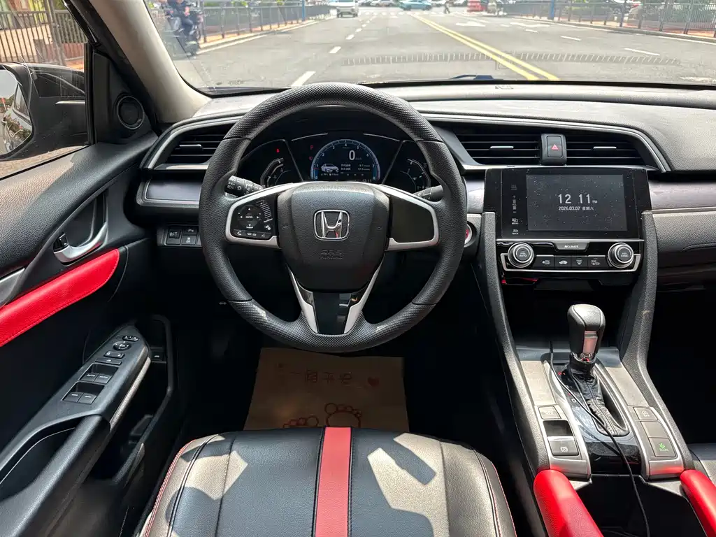 Civic 2016 220TURBO CVT Deluxe Edition купить на сайте DeffCars