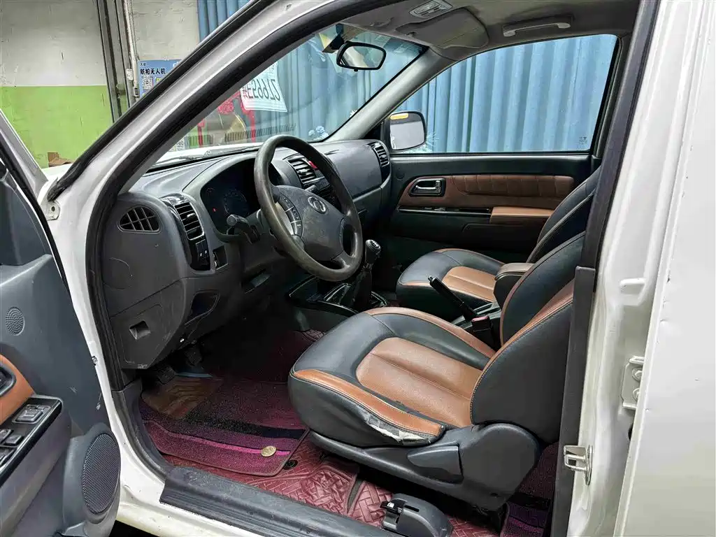 Fengjun 5 2017 2.4L European version gasoline two-wheel drive elite large double row 4G69S4N купить на сайте DeffCars