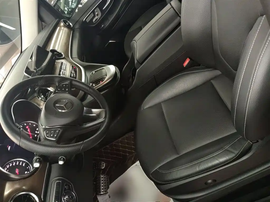 Mercedes-Benz V-Class 2020 V 260 L Long Wheelbase Luxury Edition купить на сайте DeffCars