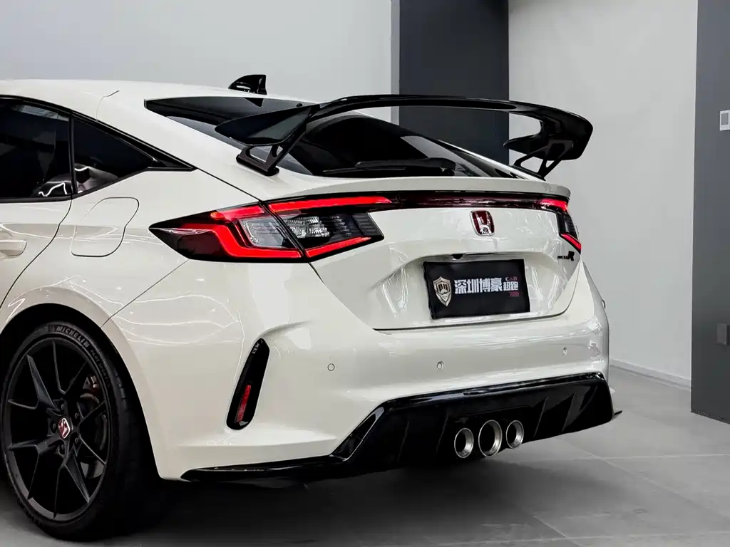 Civic (Imported) 2023 2.0T 420TURBO TYPE R купить на сайте DeffCars