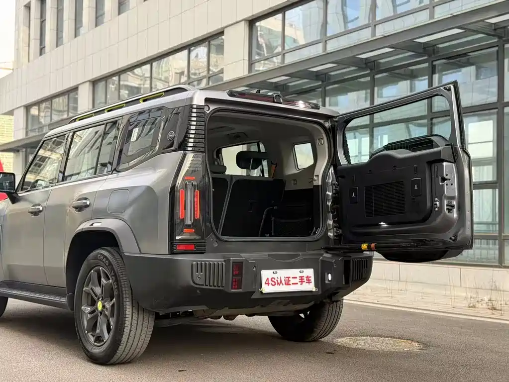 Jietu Traveler 2023 2.0T four-wheel drive crossover PRO купить на сайте DeffCars