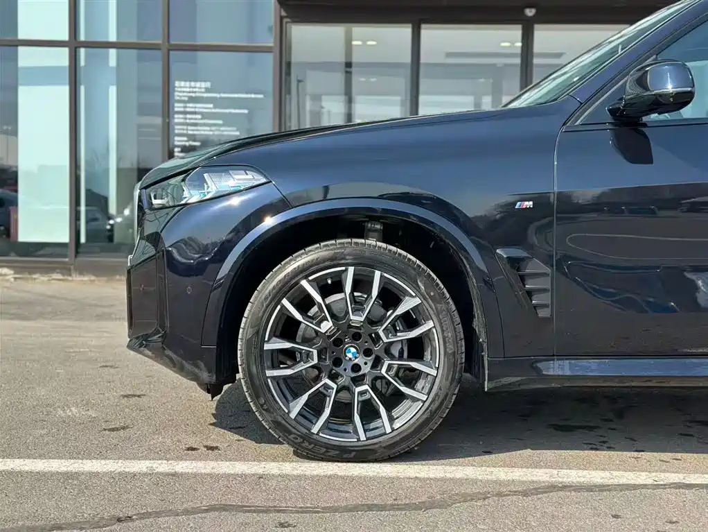 BMW X5 2025 xDrive 40Li M Sports Night Package купить на сайте DeffCars