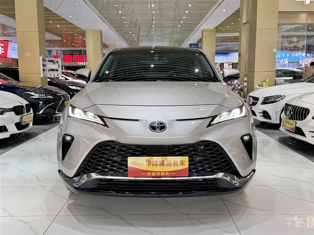 Vesa 2022 2.0L CVT two-wheel drive premium version купить на сайте DeffCars