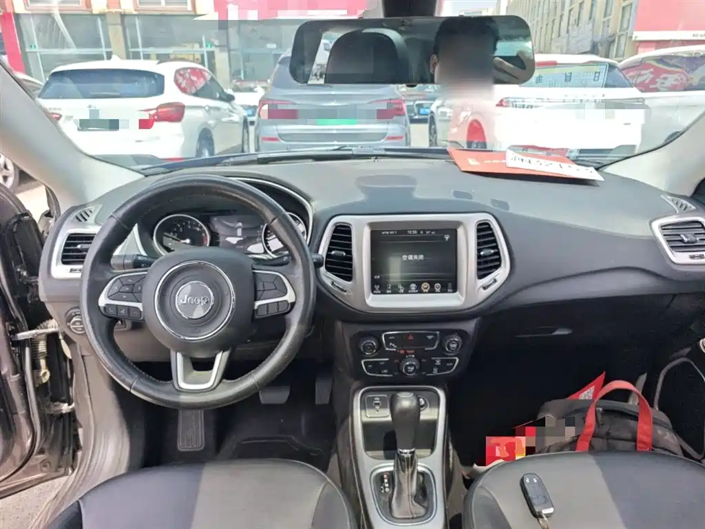 Compass 2017 200T Automatic Home Edition купить на сайте DeffCars