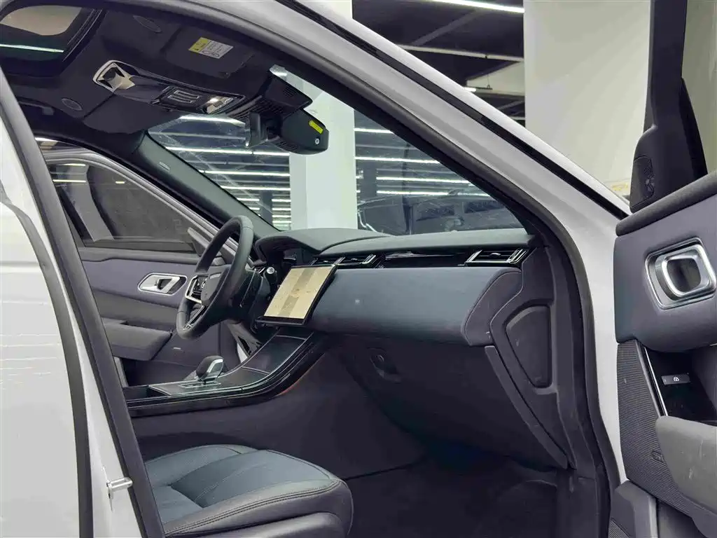 Range Rover Velar 2024 Dynamic SE купить на сайте DeffCars