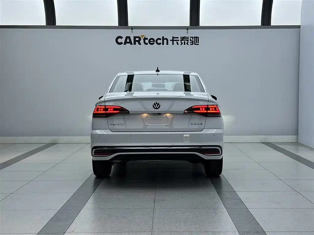 Bora 2025 facelift 200TSI DSG Yuexing Navigation Edition купить на сайте DeffCars