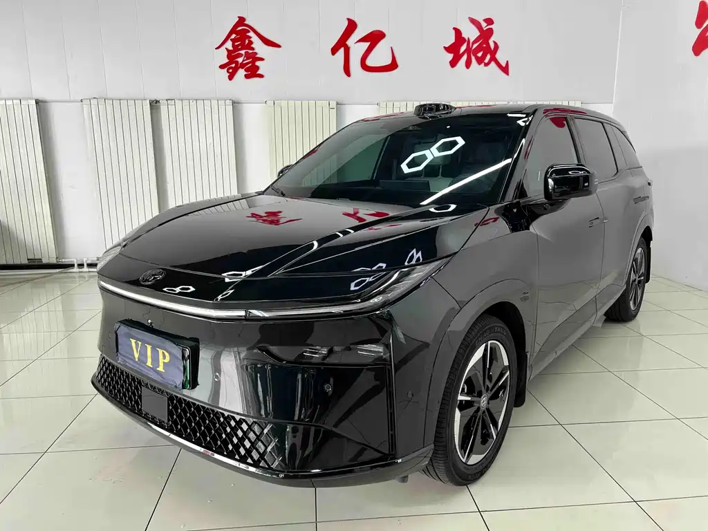 Platinum 3X 2025 520 Pro+ lidar version купить на сайте DeffCars