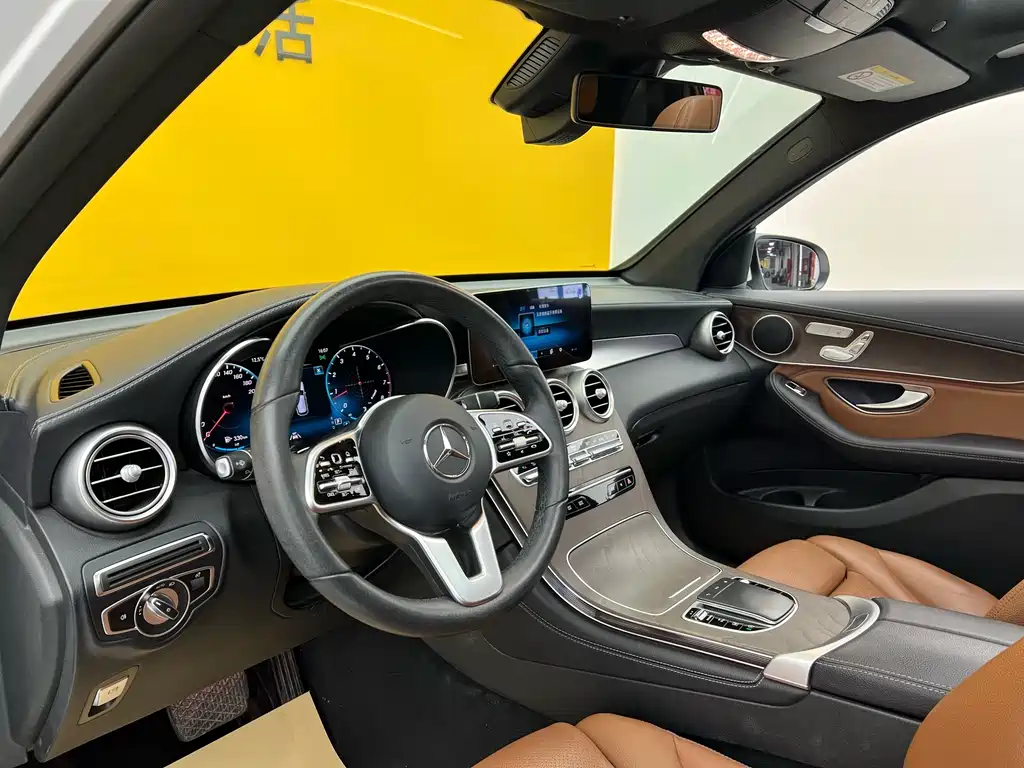 Mercedes-Benz GLC 2020 facelift GLC 300 L 4MATIC dynamic купить на сайте DeffCars