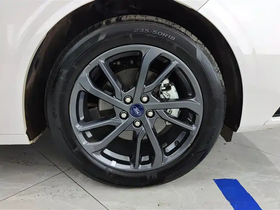Mondeo 2025 1.5T EcoBoost Luxury купить на сайте DeffCars