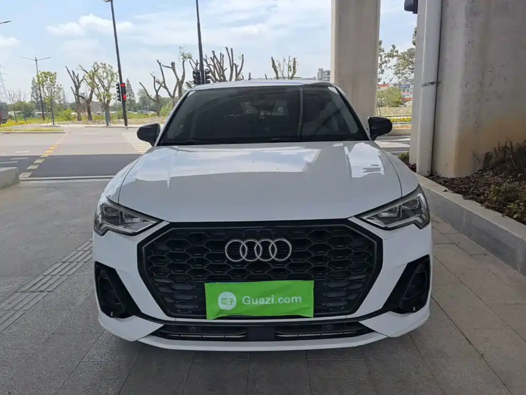 Audi Q3 Sportback 2022 40 TFSI Fashion Edition купить на сайте DeffCars