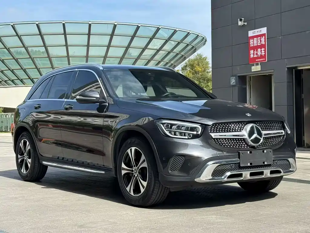 Mercedes-Benz GLC 2020 facelift GLC 260 L 4MATIC dynamic купить на сайте DeffCars