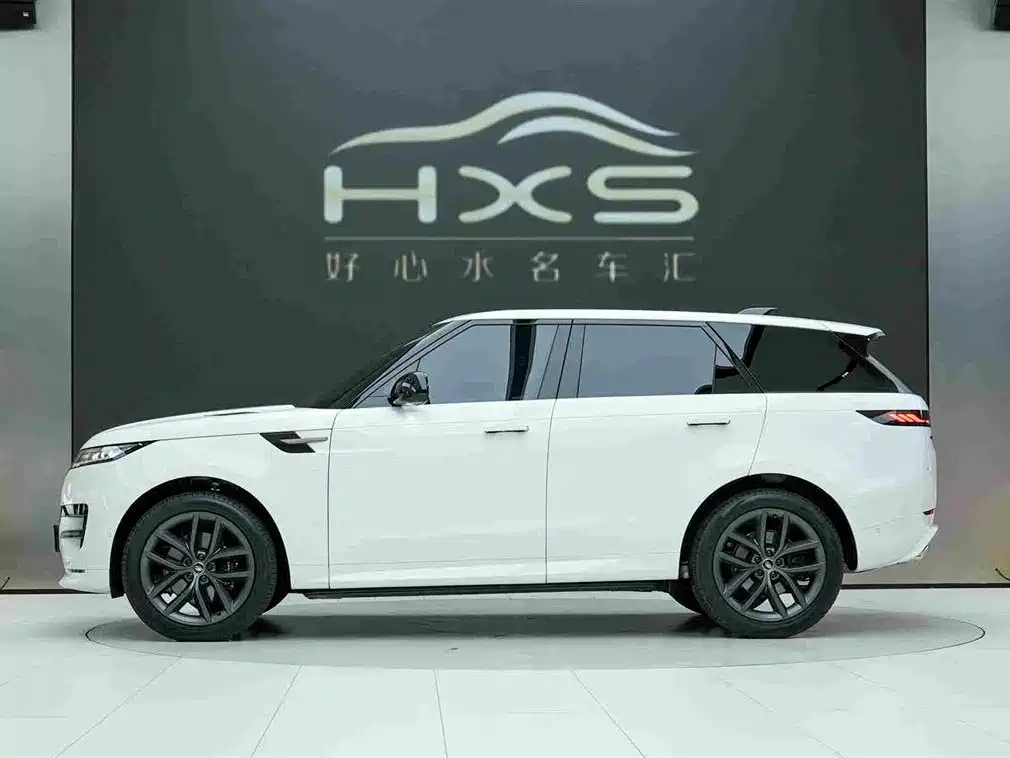 Range Rover Sport 2024 400PS Dynamic SE купить на сайте DeffCars