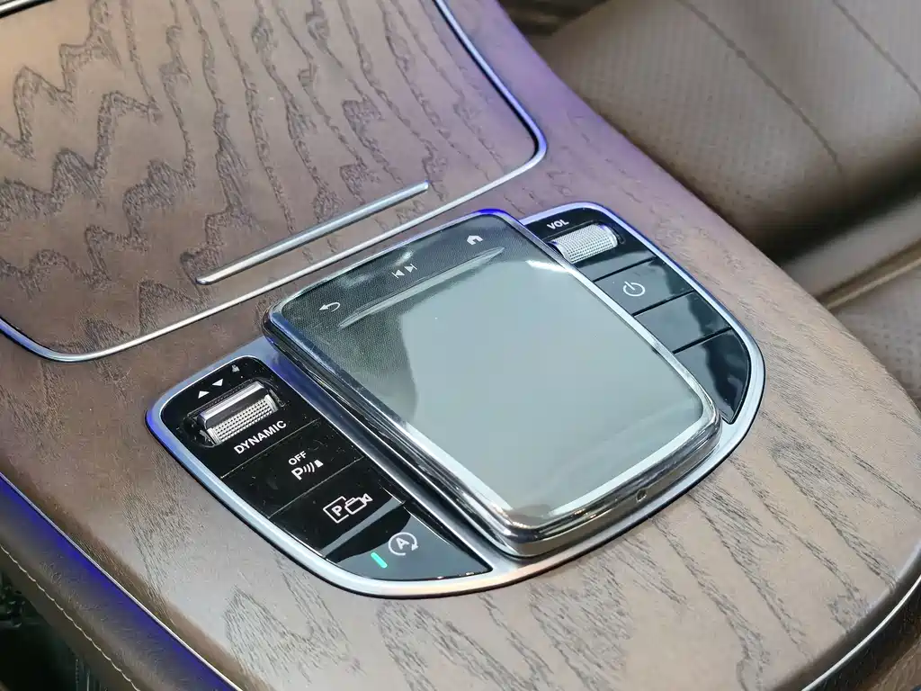 Mercedes-Benz E-Class 2021 facelift E 260 L купить на сайте DeffCars