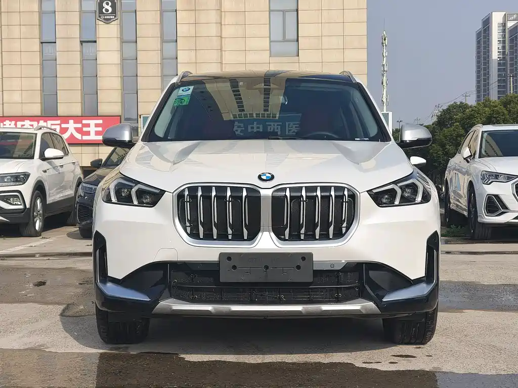 BMW X1 2023 sDrive20Li X Design Package купить на сайте DeffCars