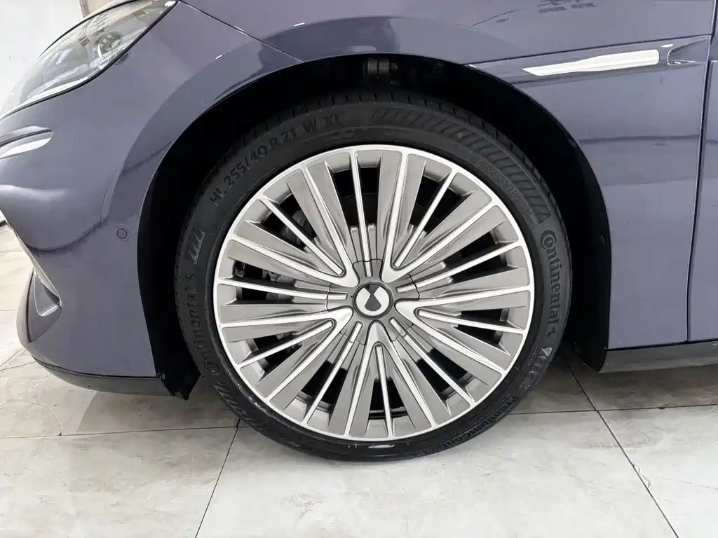 Denza Z9 2024 1100km four-wheel drive Ultra version купить на сайте DeffCars