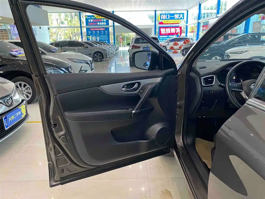 Qashqai 2019 2.0L CVT Deluxe Edition купить на сайте DeffCars