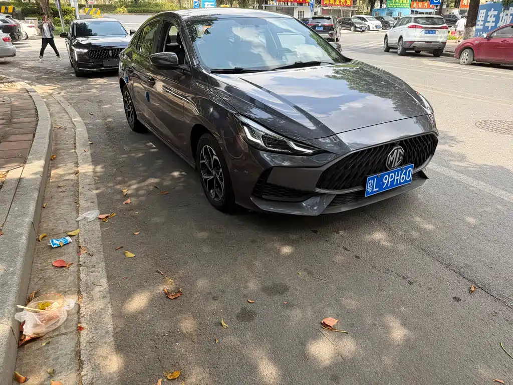 MG5 2022 180DVVT CVT Youth Deluxe Edition купить на сайте DeffCars