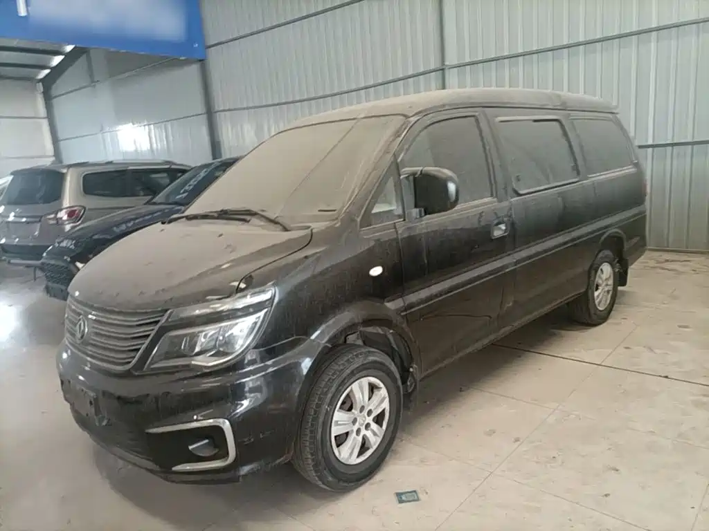 Lingzhi 2017 M5L 1.6L 7-seat standard model купить на сайте DeffCars