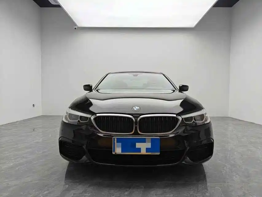 BMW 5 Series 2020 525Li M Sports Package купить на сайте DeffCars