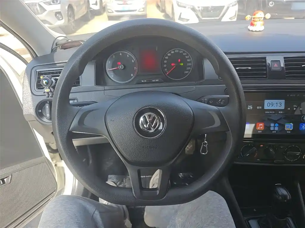 Santana 2019 1.5L automatic fashion version National VI купить на сайте DeffCars