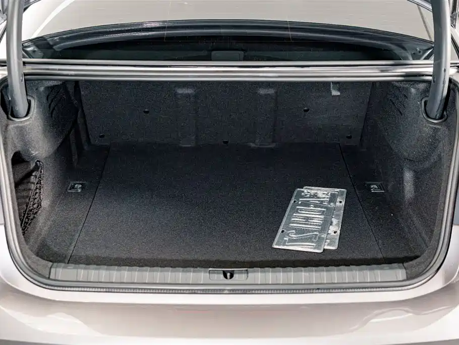 Audi A7L 2024 45TFSI S-line Dream Building Liquid Crystal Package купить на сайте DeffCars