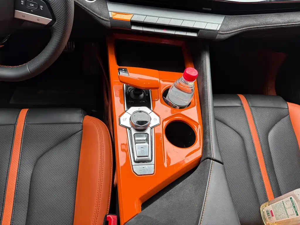 Changan UNI-V 2024 1.5T noble sports model купить на сайте DeffCars