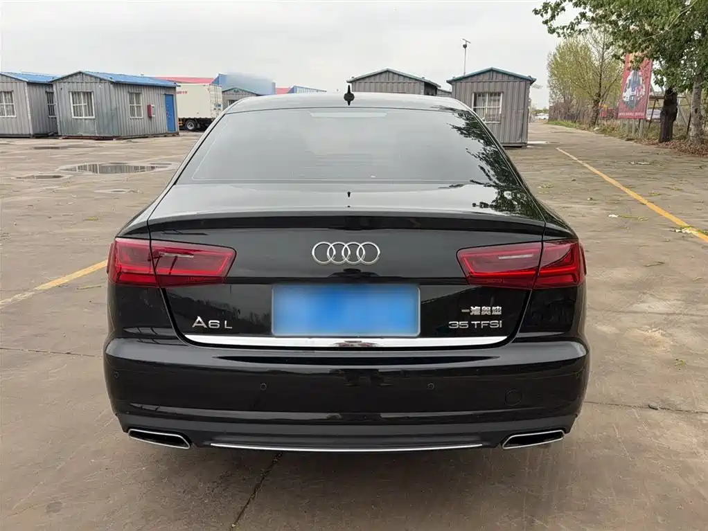 Audi A6L 2018 30th Anniversary Model TFSI Enterprising купить на сайте DeffCars