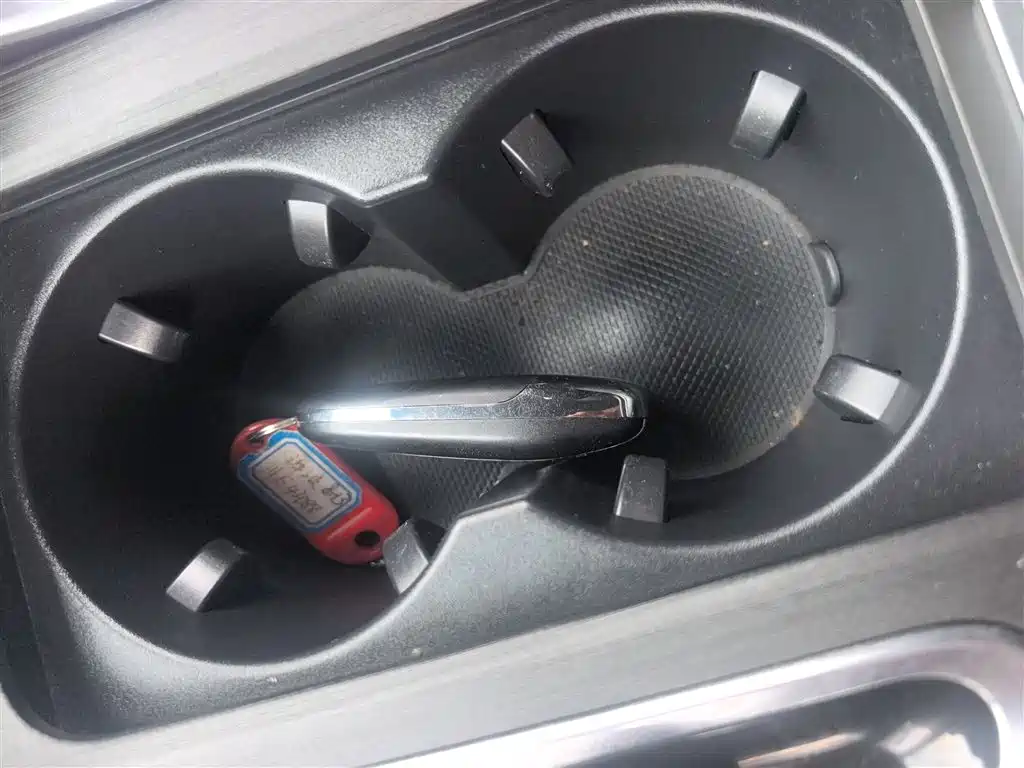 Changan UNI-T 2020 1.5T flagship model купить на сайте DeffCars