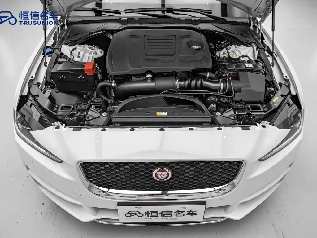 Jaguar XEL 2018 2.0T 200PS Exclusive Edition купить на сайте DeffCars