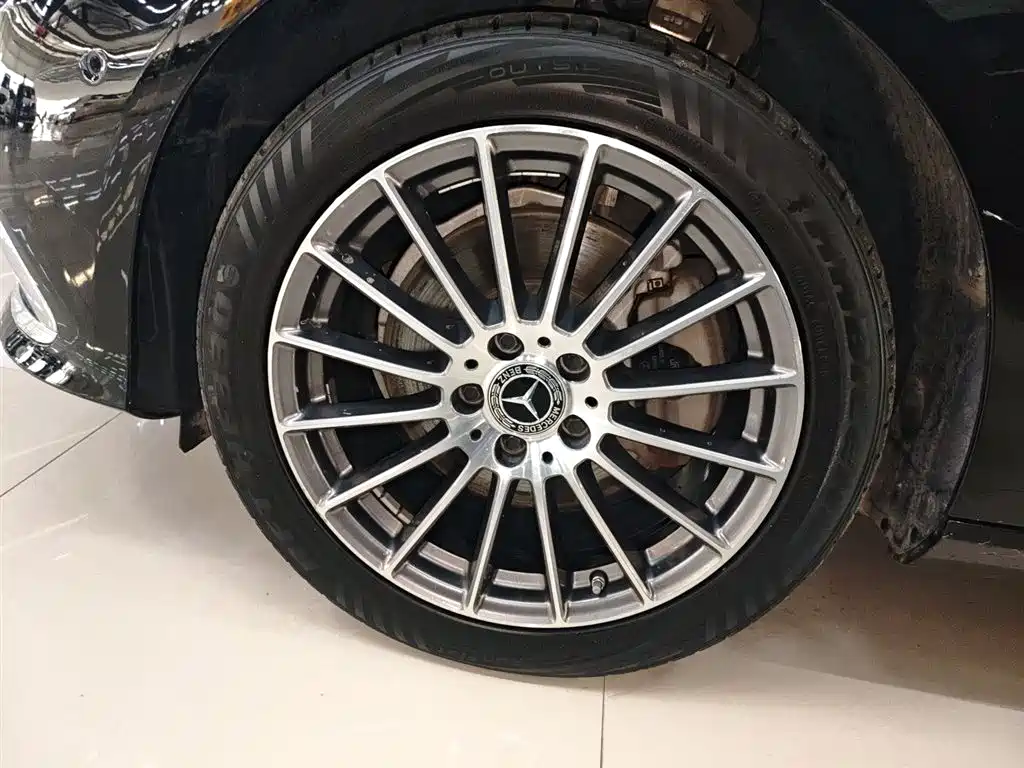 Mercedes-Benz E-Class 2023 E 260 L купить на сайте DeffCars