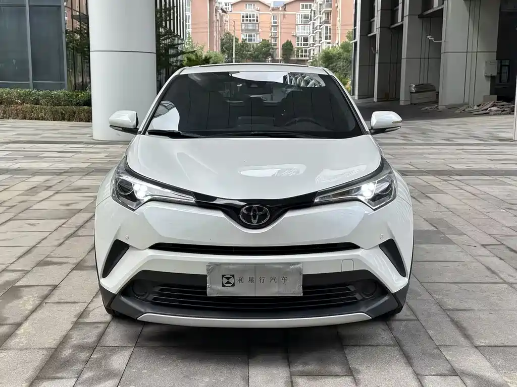 Yize IZOA 2020 2.0L Yixiang CARE купить на сайте DeffCars
