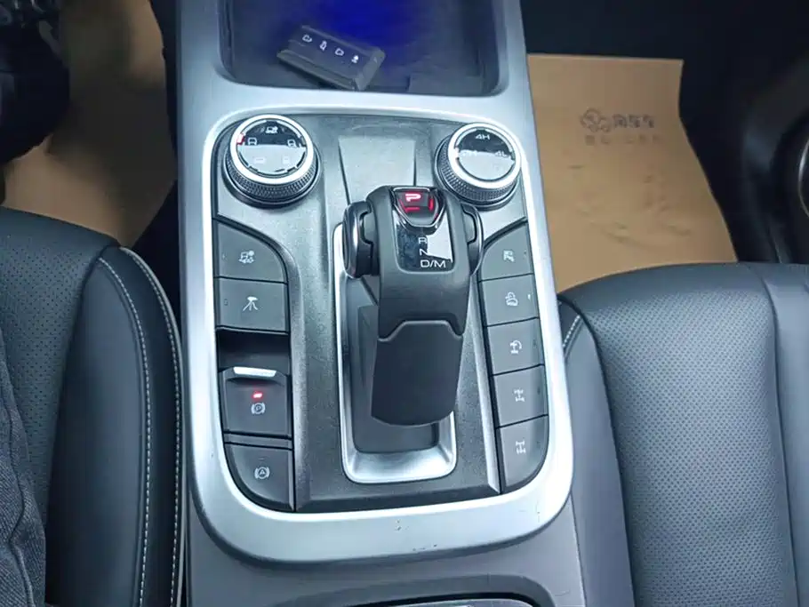 Tank 300 2021 Off-Road Version 2.0T Conqueror купить на сайте DeffCars