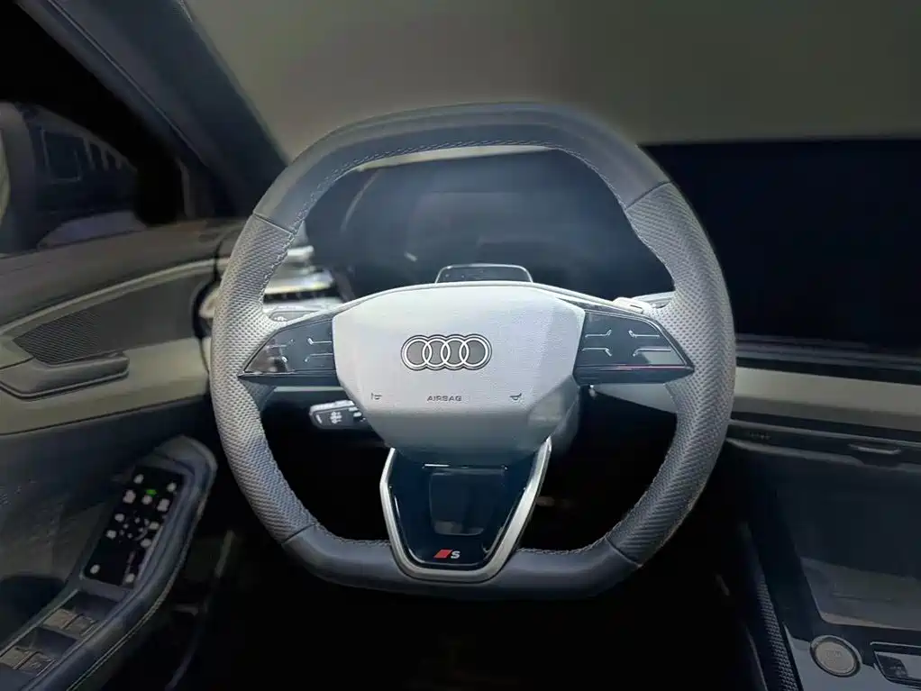 Audi A5L 2026 2.0T sports version quattro купить на сайте DeffCars