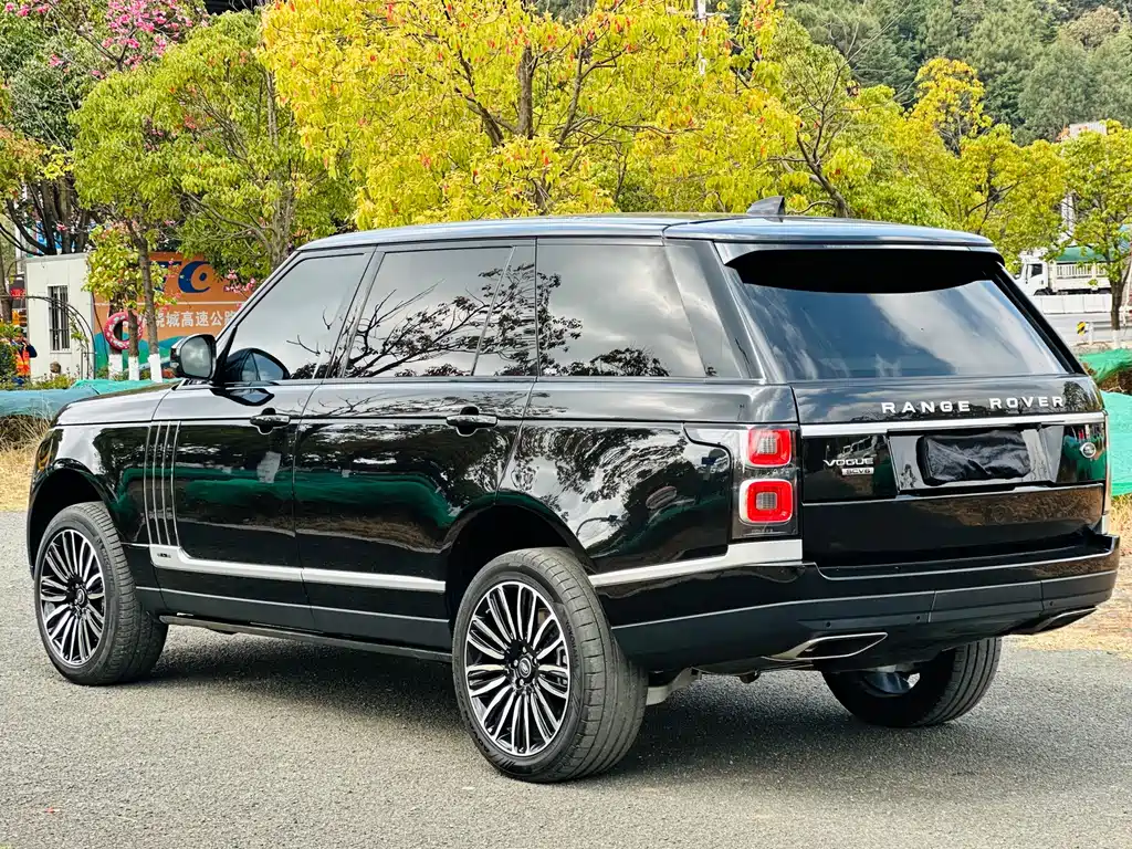 Range Rover 2019 3.0 SC V6 Legendary Extended Edition купить на сайте DeffCars