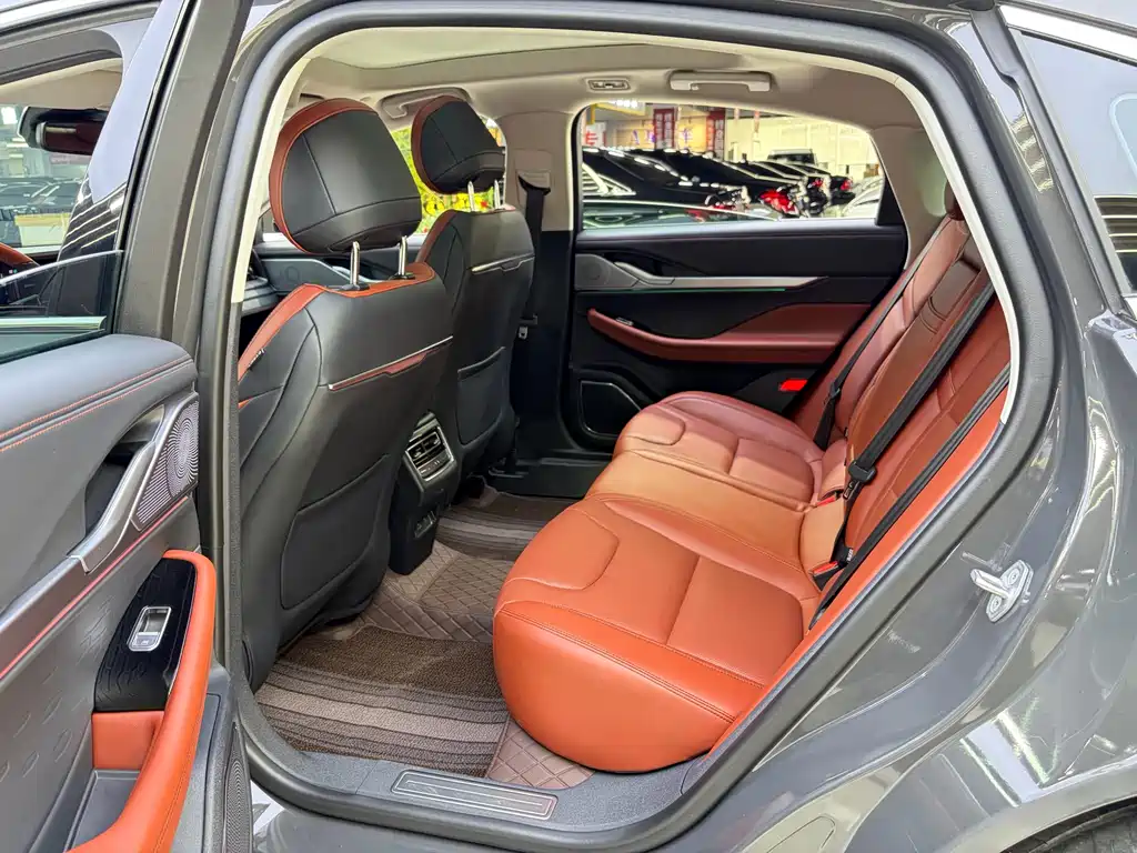 Lincoln Z 2022 iCool Exclusive Edition купить на сайте DeffCars