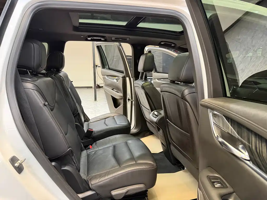 Cadillac XT6 2020 28T six-seat four-wheel drive luxury model купить на сайте DeffCars