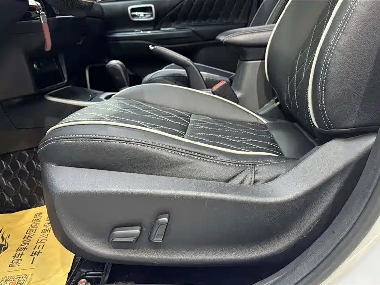 Outlander 2021 2.0L 2WD Smooth Edition 5 seats купить на сайте DeffCars