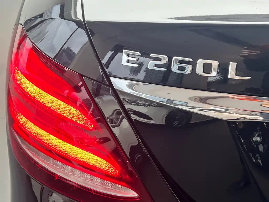 Mercedes-Benz E-Class 2019 E 260 L 4MATIC купить на сайте DeffCars