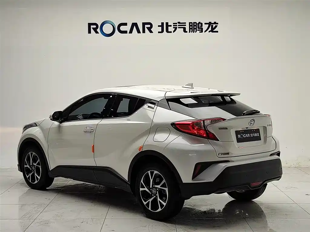 Toyota C-HR 2020 2.0L Leading Edition купить на сайте DeffCars