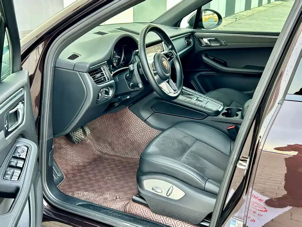 Macan 2018 Macan 2.0T купить на сайте DeffCars