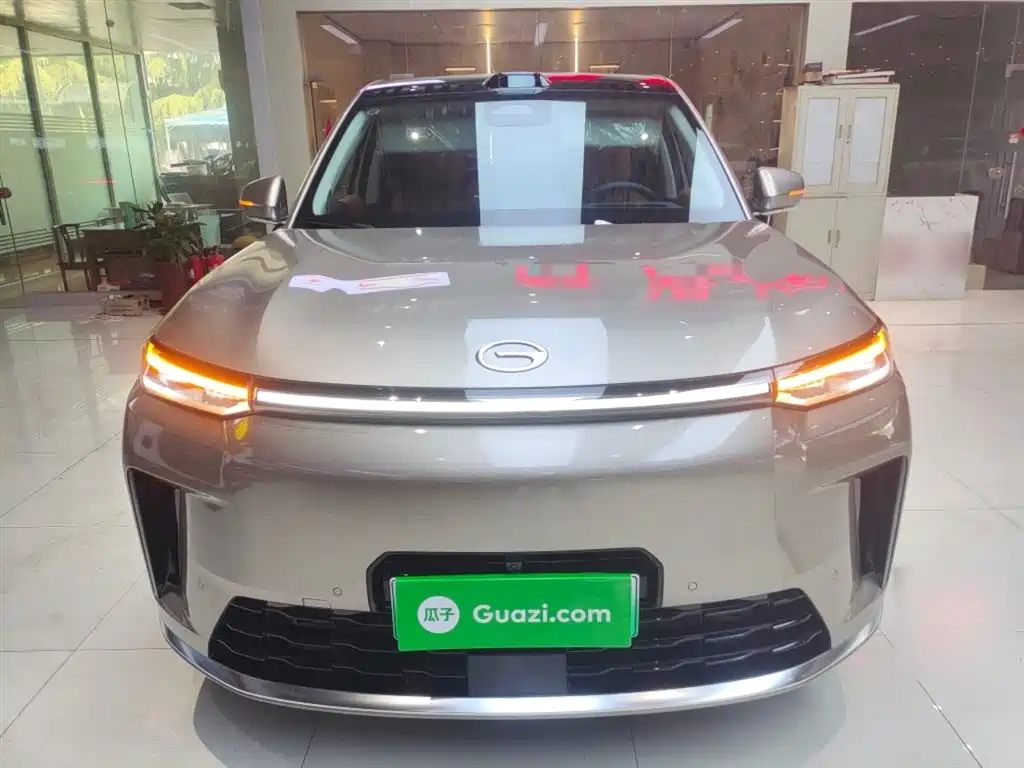 Trumpchi Yearning S9 2025 Qiankun UItra 6-seater купить на сайте DeffCars