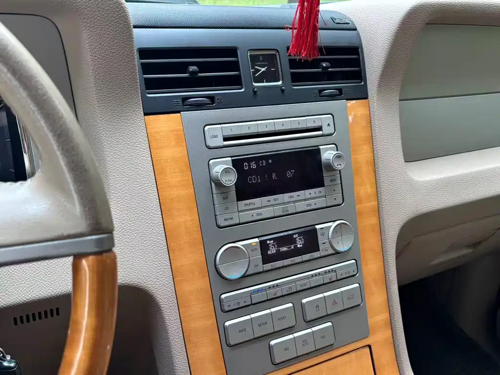 Navigator 2010 5.4L AWD купить на сайте DeffCars