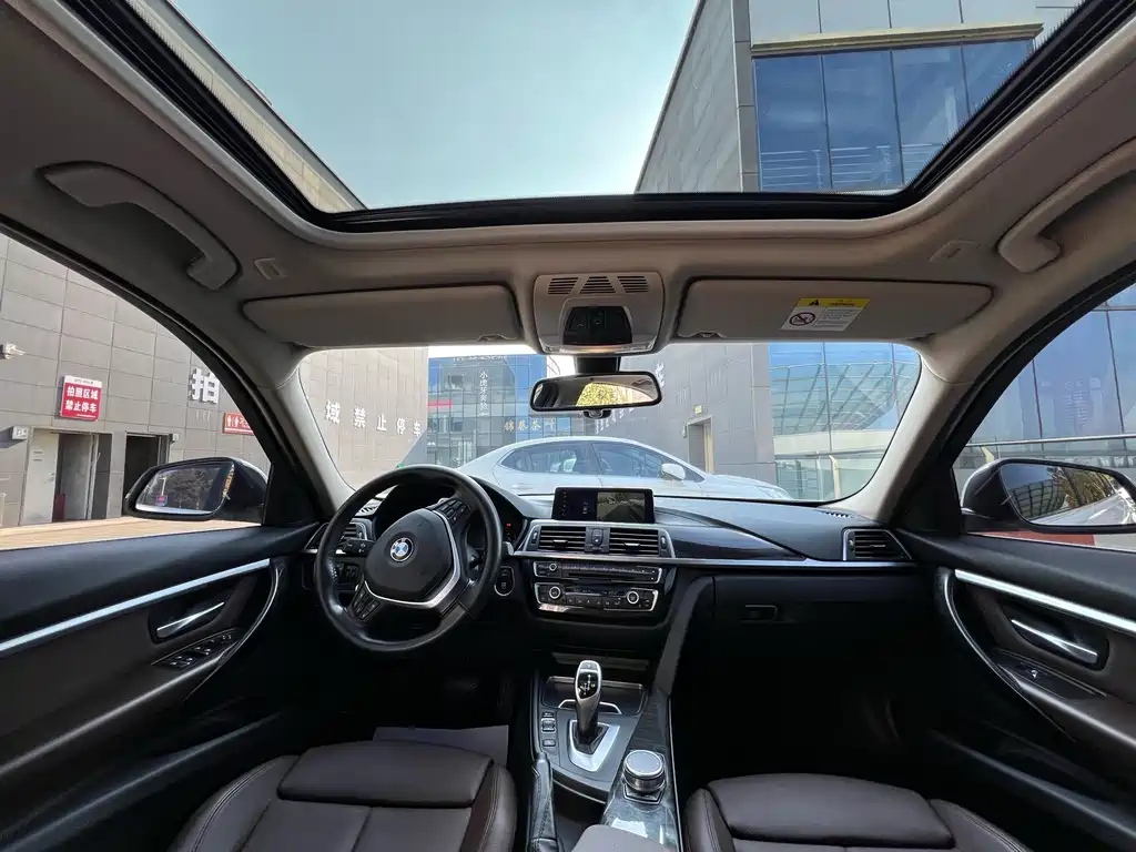 BMW 3 Series 2018 320Li Leading Luxury Package купить на сайте DeffCars