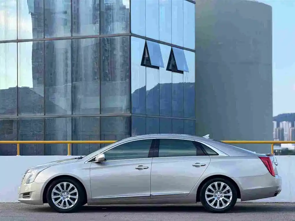 Cadillac XTS 2014 28T Comfort Model купить на сайте DeffCars