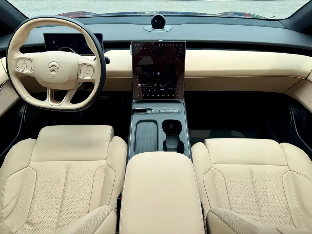 NIO ET5T 2024 75kWh Touring купить на сайте DeffCars