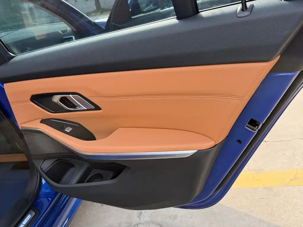 BMW 3 Series 2021 320Li M Sports Package купить на сайте DeffCars