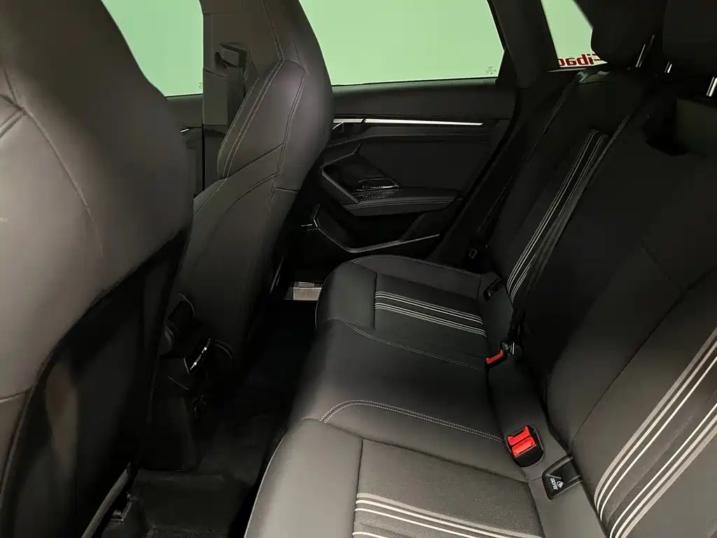 Audi A3 2023 facelift Sportback 35 TFSI stylish and sporty купить на сайте DeffCars