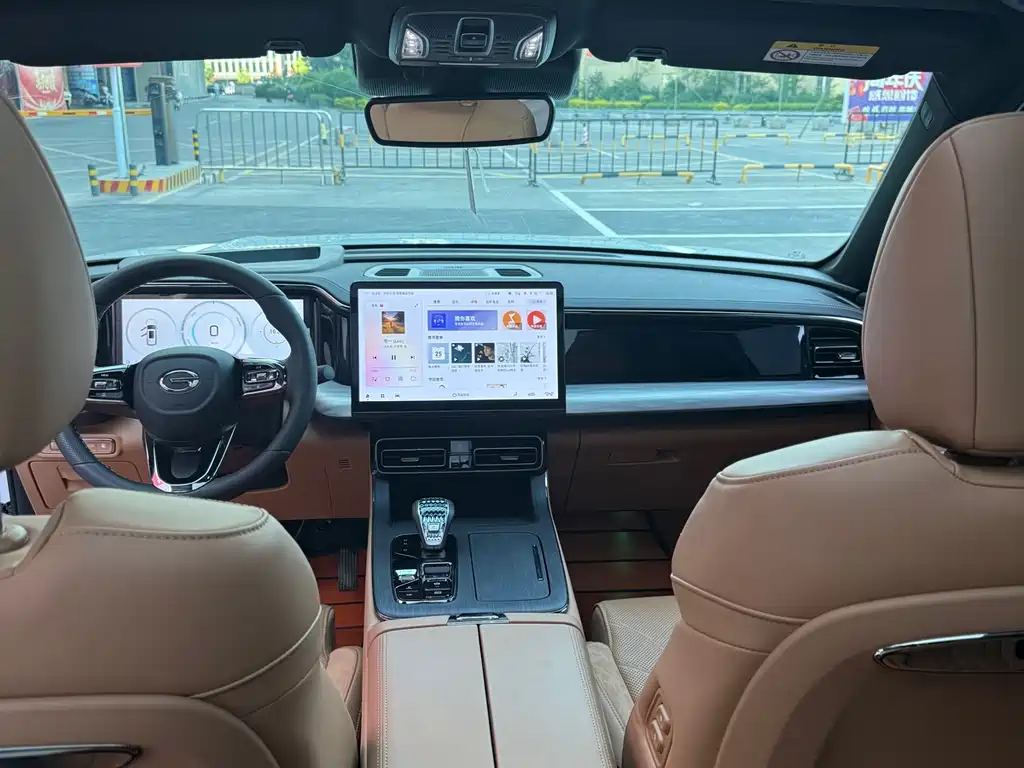 Trumpchi ES9 2024 PHEV 143km Traveler Max купить на сайте DeffCars