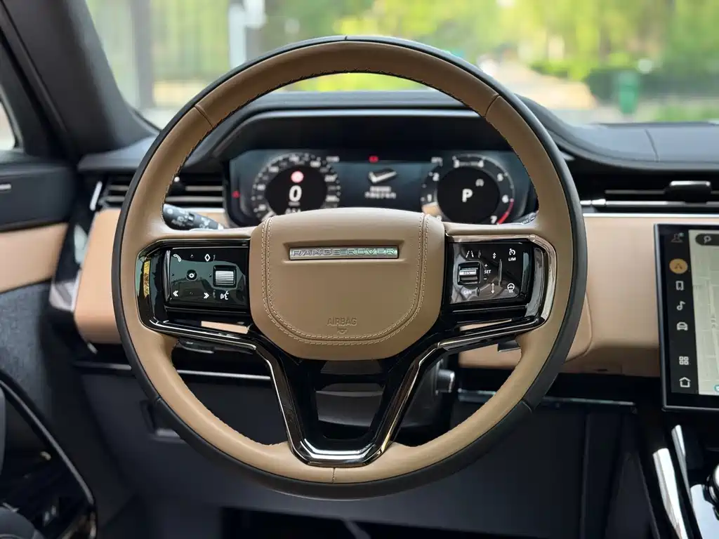 Range Rover Sport 2023 400PS Dynamic SE купить на сайте DeffCars