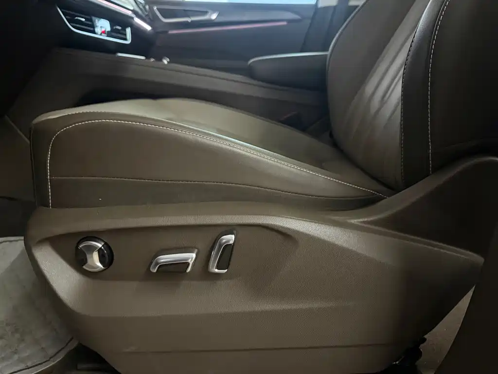 Weiran 2024 330TSI Deluxe Edition купить на сайте DeffCars